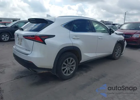 2021 Lexus Nx 300 Base/300 Luxury/300 F Sport z USA, uszkodzony, nr VIN JTJDARBZ6M5032438